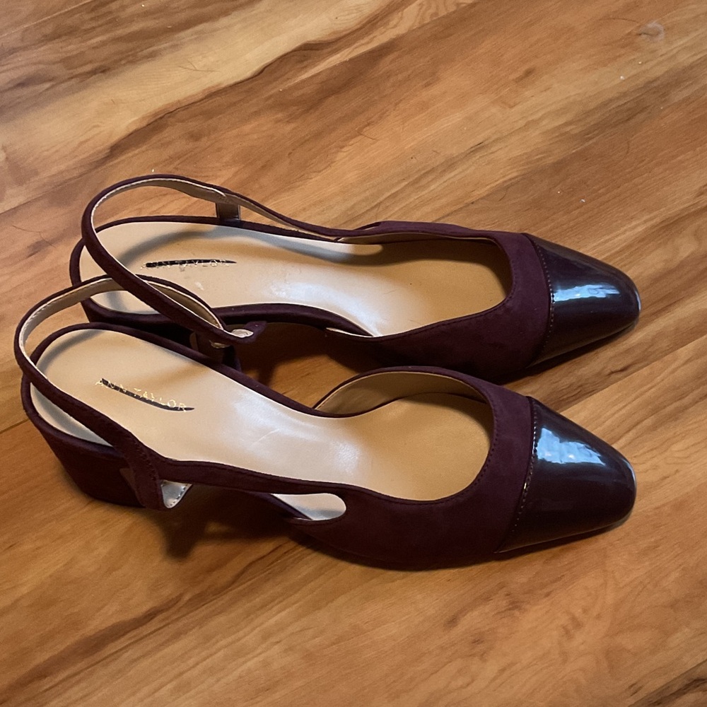 Ann Taylor suede sling back block heels